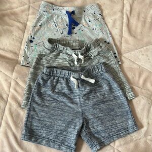 Boys 3 pack of  Shorts H&M The Children Place 3T
